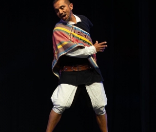 40 años danzando identidad | Jahua Ñan UTPL 40 años danzando identidad | Jahua Ñan UTPL