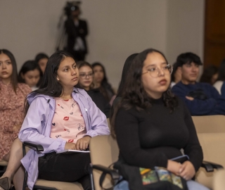 Presentación de la revista Clave Presentación de la revista Clave