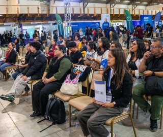 Presentación del microteatro Mujerón - Lucha femenina por la igualdad de los derechos Presentación del microteatro Mujerón - Lucha femenina por la igualdad de los derechos