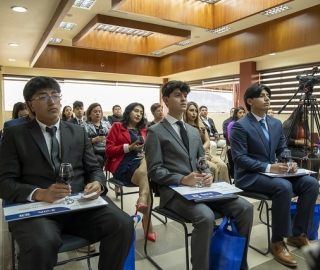 Entrega de becas Hidalgo e Hidalgo a estudiantes de la UTPL Entrega de becas Hidalgo e Hidalgo a estudiantes de la UTPL
