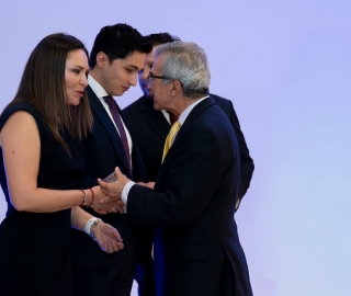 Cena de Gala por los 25 Años de Medicina UTPL Cena de Gala por los 25 Años de Medicina UTPL