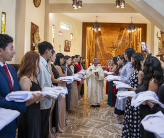 Ceremonia de imposición de mandiles a los estudiantes de 7mo ciclo de la carrera de Psicología Clínica