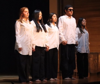 Carrera de Comunicación presentó la obra de teatro "Espejos"