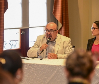 Rueda de prensa socialización de resultados del perfil turista a la ciudad de Loja en 2025.