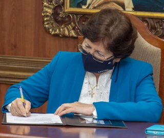 Posesión Vicerrectora de la Modalidad Abierta y a Distancia Posesión Vicerrectora de la Modalidad Abierta y a Distancia