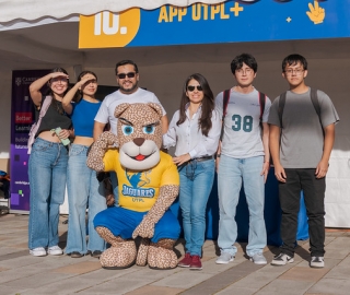 Feria Académica 2025 "Transforma tu Vida Universitaria"