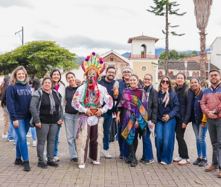 Homenaje a los Yachaks en la Chakana. Inti Raymi de las universidades y diversidades 2025 Homenaje a los Yachaks en la Chakana. Inti Raymi de las universidades y diversidades 2025