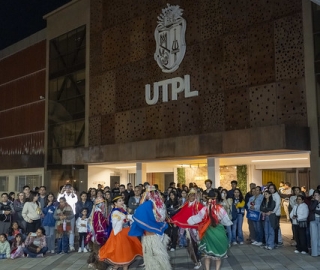Noches mágicas UTPL 2025