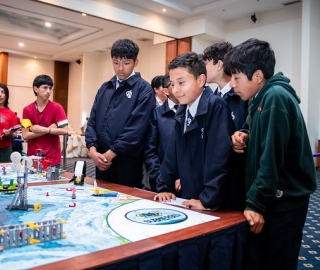 FIRST LEGO en el Innova Fest UTPL FIRST LEGO en el Innova Fest UTPL