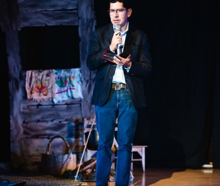 Obra de Teatro Los unos vs los otros Obra de Teatro Los unos vs los otros