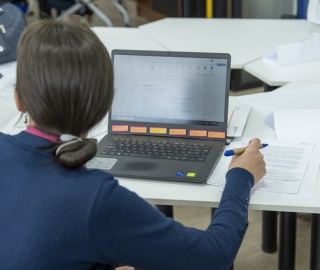 Curso de formación docente "Aprendizaje basado en casos" Curso de formación docente "Aprendizaje basado en casos"