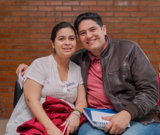 Renovando el amor: encuentro de parejas y matrimonios Renovando el amor: encuentro de parejas y matrimonios