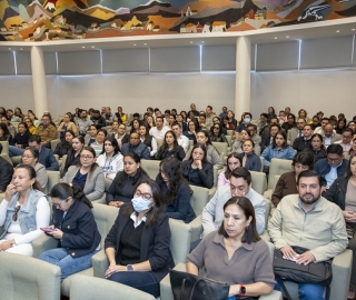 Fortalecemos nuestras capacidades institucionales Fortalecemos nuestras capacidades institucionales