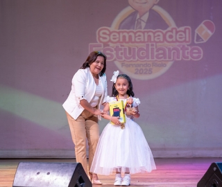 Concurso de canto en la Semana del Estudiante "Fernando Rielo" 2025