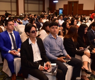 UTPL presente en el I Summit de Cooperativas de Ahorro y Crédito en Guayaquil UTPL presente en el I Summit de Cooperativas de Ahorro y Crédito en Guayaquil
