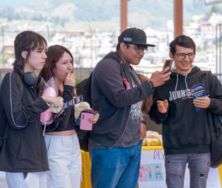 Feria de Inclusión Universitaria: Incluir para transformar Feria de Inclusión Universitaria: Incluir para transformar