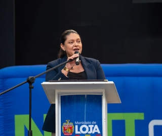 ¡Bienvenida Campeona! Fernanda Moncada, estudiante de la UTPL. ¡Bienvenida Campeona! Fernanda Moncada, estudiante de la UTPL.