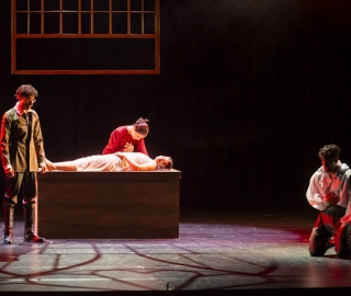 La Compañía de Teatro UTPL conmemoró sus 20 años de trayectoria artística con el estreno de la obra Otelo