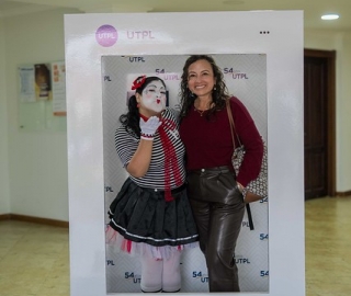 54 años UTPL
