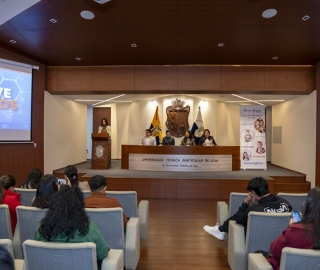 UTPL y FOSE concluyen programa de formación especializada en enfermería