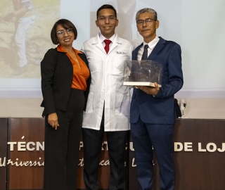 Ceremonia de Imposición de Mandiles – Medicina UTPL Ceremonia de Imposición de Mandiles – Medicina UTPL
