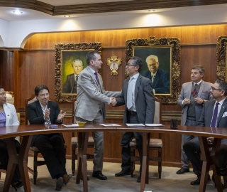Posesión de nuevas autoridades académicas Posesión de nuevas autoridades académicas