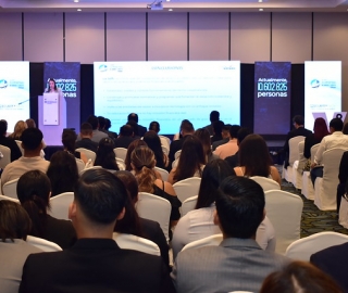 UTPL presente en el I Summit de Cooperativas de Ahorro y Crédito en Guayaquil UTPL presente en el I Summit de Cooperativas de Ahorro y Crédito en Guayaquil