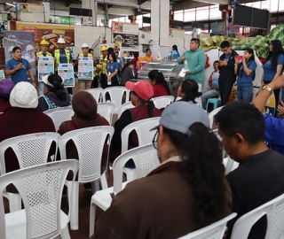 Evaluación de Riesgos Psicosociales en trabajadores informales Evaluación de Riesgos Psicosociales en trabajadores informales