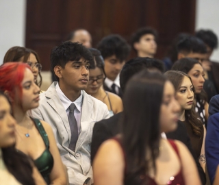 Ceremonia de imposición de mandiles a los estudiantes de 7mo ciclo de la carrera de Psicología Clínica