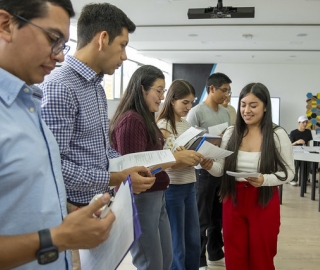 Comprendiendo el trastorno: en el lugar de una persona con psicopatología. Un Reto de innovación Comprendiendo el trastorno: en el lugar de una persona con psicopatología. Un Reto de innovación