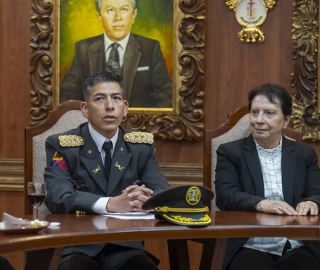 Firma de convenios específicos de cooperación interinstitucional entre la UTPL, la Federación Nacional de Corredores de Bienes Raíces y la Unidad Educativa Fiscomisional de Fuerzas Armadas “Colegio Militar n.º 5 Tcrn. Lauro Guerrero”. Firma de convenios específicos de cooperación interinstitucional entre la UTPL, la Federación Nacional de Corredores de Bienes Raíces y la Unidad Educativa Fiscomisional de Fuerzas Armadas “Colegio Militar n.º 5 Tcrn. Lauro Guerrero”.