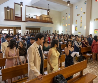 Ceremonia de imposición de mandiles a los estudiantes de 7mo ciclo de la carrera de Psicología Clínica