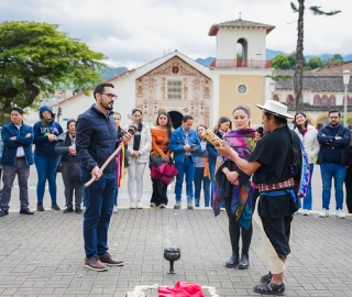 Homenaje a los Yachaks en la Chakana. Inti Raymi de las universidades y diversidades 2025 Homenaje a los Yachaks en la Chakana. Inti Raymi de las universidades y diversidades 2025