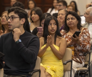 Imposición de Insignias – Carrera de Medicina