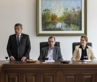 Posesión de nuevas autoridades académicas