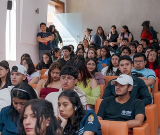 Seminario: Eutanasia, muerte digna y cuidados paliativos Seminario: Eutanasia, muerte digna y cuidados paliativos