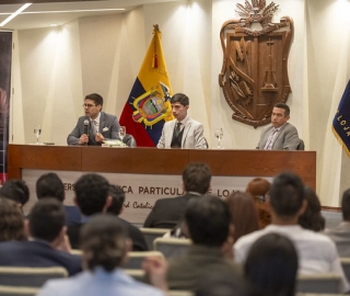 Presentación de obras jurídicas de Felipe Rodríguez Moreno en la UTPL