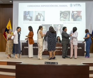 Ceremonia de imposición de mandiles a los estudiantes de 7mo ciclo de la carrera de Psicología Clínica