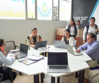 Hackaton académico para la elaboración de recursos educativos