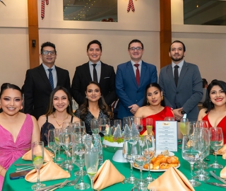 Cenas Navideñas UTPL 2025