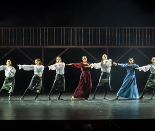 La Compañía de Teatro UTPL conmemoró sus 20 años de trayectoria artística con el estreno de la obra Otelo La Compañía de Teatro UTPL conmemoró sus 20 años de trayectoria artística con el estreno de la obra Otelo