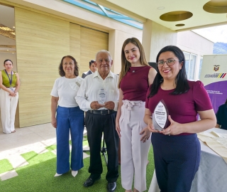 UTPL recibe reconocimiento del IEPS por su apoyo a la Economía Popular y Solidaria