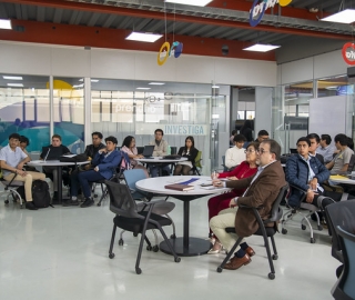 Expo Semestre Ascendere | Reto: desarrollo de portal web, Cámara de Comercio de Loja.