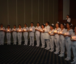 Ceremonia de Imposición de Insignias – Enfermería Cohorte 2026–2027
