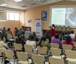 Taller "Cuidar con equilibrio: herramientas prácticas y emocionales para familiares y profesionales que cuidan a personas con discapacidad”
