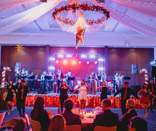 Cenas de navideñas UTPL 2025