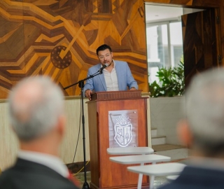 Encuentro Internacional en la UTPL: Visita de la Embajadora María Antonia Velasco y el Embajador Tzach Sarid