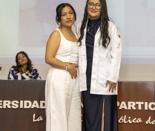 Ceremonia de Imposición de Mandiles – Medicina UTPL Ceremonia de Imposición de Mandiles – Medicina UTPL
