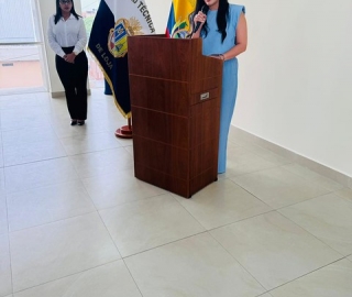 Entrega de Becas UTPL a estudiantes Abanderados | Quevedo