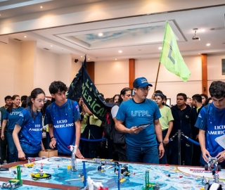 FIRST LEGO en el Innova Fest UTPL FIRST LEGO en el Innova Fest UTPL